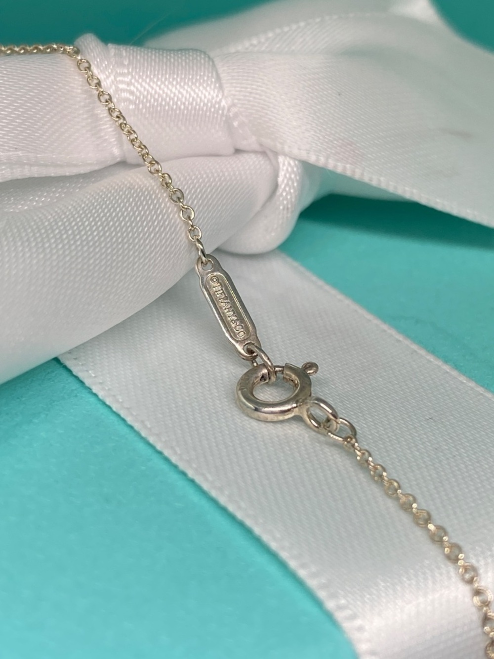 Tiffany & Co. Return to Tiffany Rubedo & Silver Mini Double Heart necklace - Picture 6 of 8